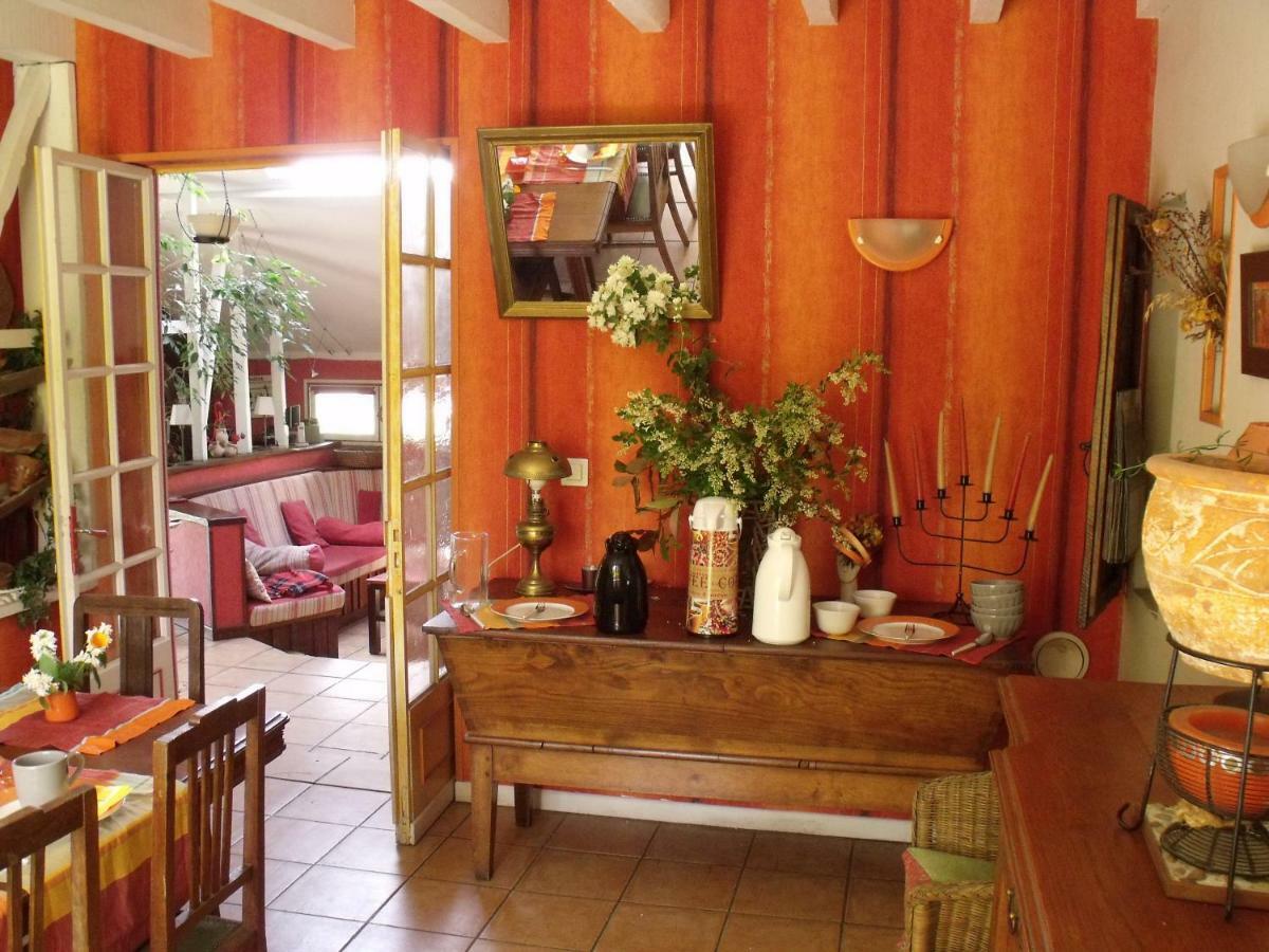 Les Hotes Landes Bed & Breakfast *