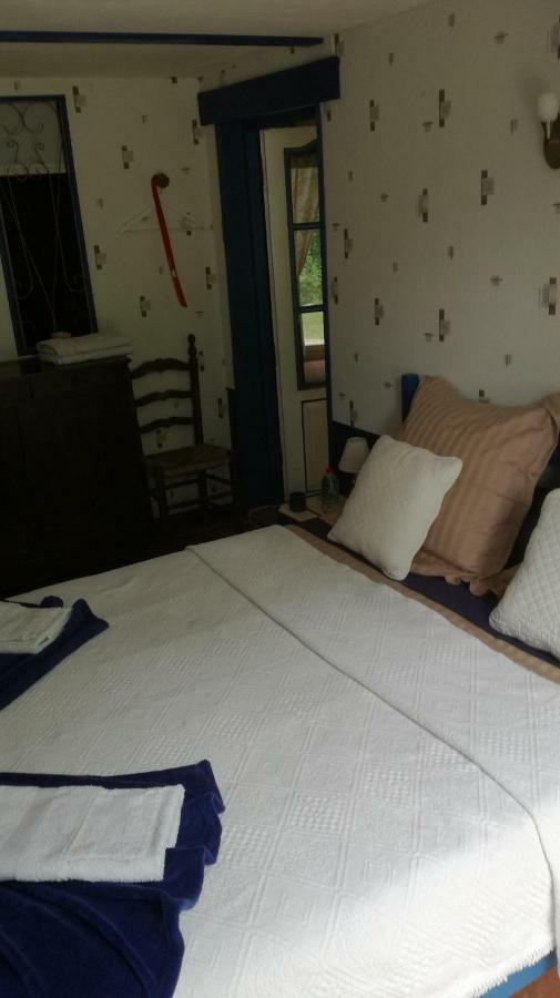 Les Hotes Landes Bed & Breakfast *